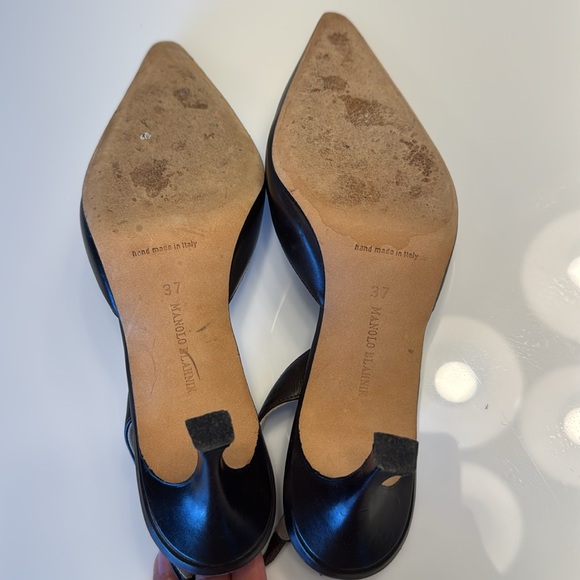 Manolo Blahnik Carolyne Black Leather Sling Back Pointed Toe Heels Pumps 37 US 7 - Picture 9 of 10